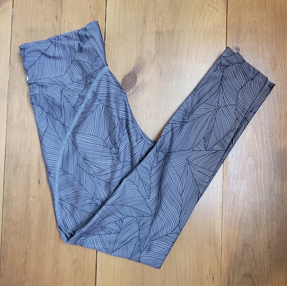 Maaji leggings - Picture 2 of 3